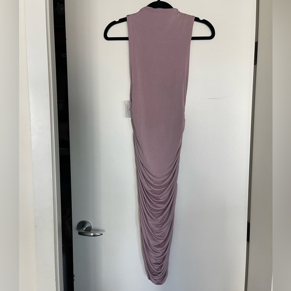 Purple/mauve midi dress with ruching - Picture 2 of 2